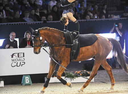 Victoire de Simone Jäiser en voltige à Wiesbaden