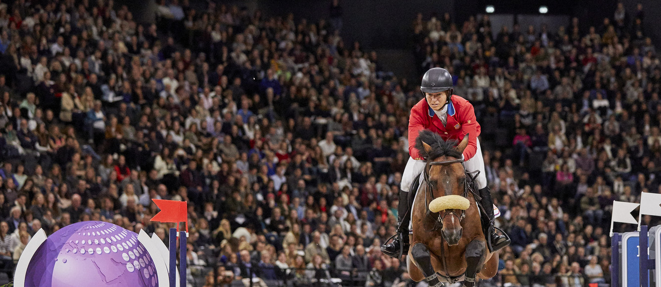 Longines FEI World Cup™ Jumping Final Paris Sunday Fourth placed on Sunday/Overall winner Elizabeth Madden USA riding Breitling LSPhoto FEI/Liz Gregg