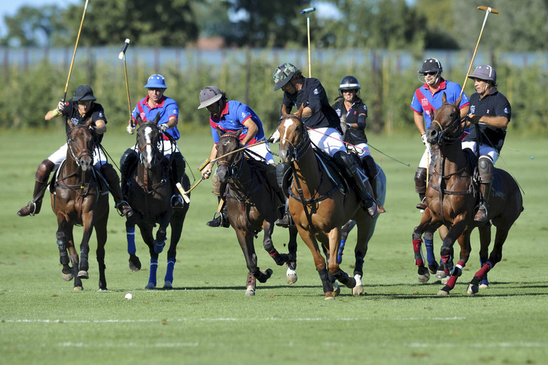 De beaux matchs de polo vous attendent ces deux week-ends à Mies/Veytay