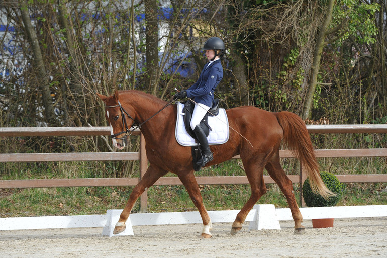 Charlotte Buyssens et Floresty ont remporté le L12©Geneviève de Sépibus