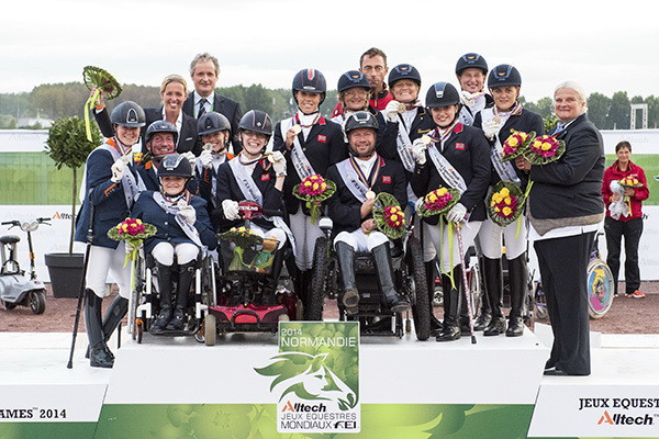 Podium équipe para-dressage 