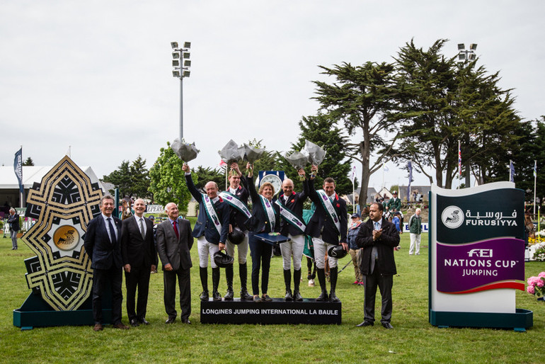 Equipe britannique victorieuse à La Baule