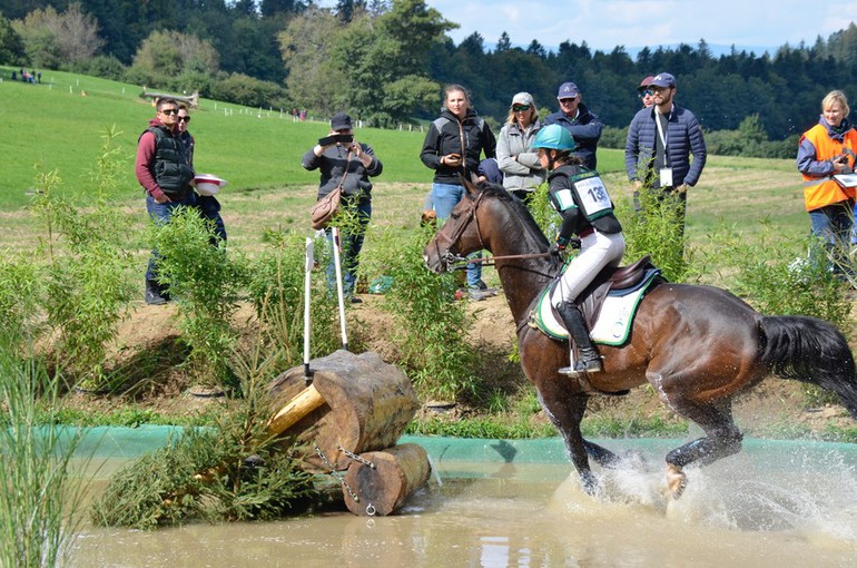 Mélody Johner a remporté le CIC2* avec son Frimeur du Record CH