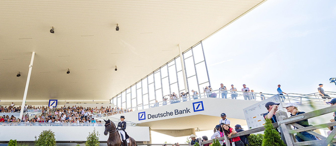 Photo: Arnd Bronkhorst, copyright (c) www.arnd.nl, 180725119, Schneider, Dorothee, Sammy Davis Jr., Deutsches Sportpferd, 2018, Deutsche Bank, sponsor, German, Dressage, CHIO Aachen, Aachen, Ger, Low angle, General view, Germany, Black, Duits, Dressuur, CHIO Aken, Aken, Kikvors perspectief, Overzicht, Duitsland, Zwart, Deutsch, Dressur, Froschperspektive, Uberblick, Deutschland, Rappe, Allemande, CHIO Aix-la-Chapelle, Aix-La-Chapelle, Contre-plongee, Plan large, Allemagne, Noir, Alemania, Doma clasica, CHIO Aquisgran, Aquisgran, Perspectiva vista desde abajo, Vistas, Negro