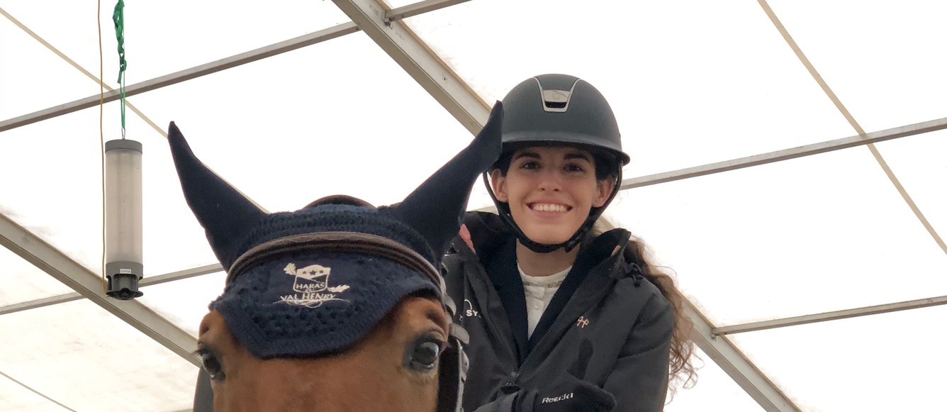En prenant la 2e place du GP U25 de Chevenez avec Calou, Alexandra Amar s'est ouvert les portes du CHI de Genève. ©Privée