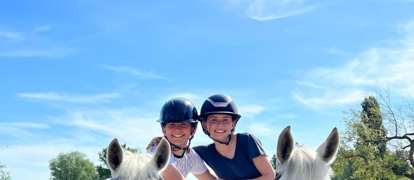 Victoria Scherbakov et Laura André. © Privée 