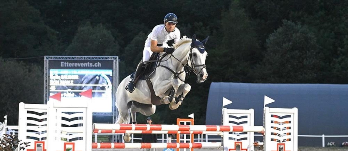 Bryan Balsiger et Don Juan Z ont signé un beau doublé au Chalet remportant la N145 (photo) et le Grand Prix N155. © Geneviève de Sepibus 