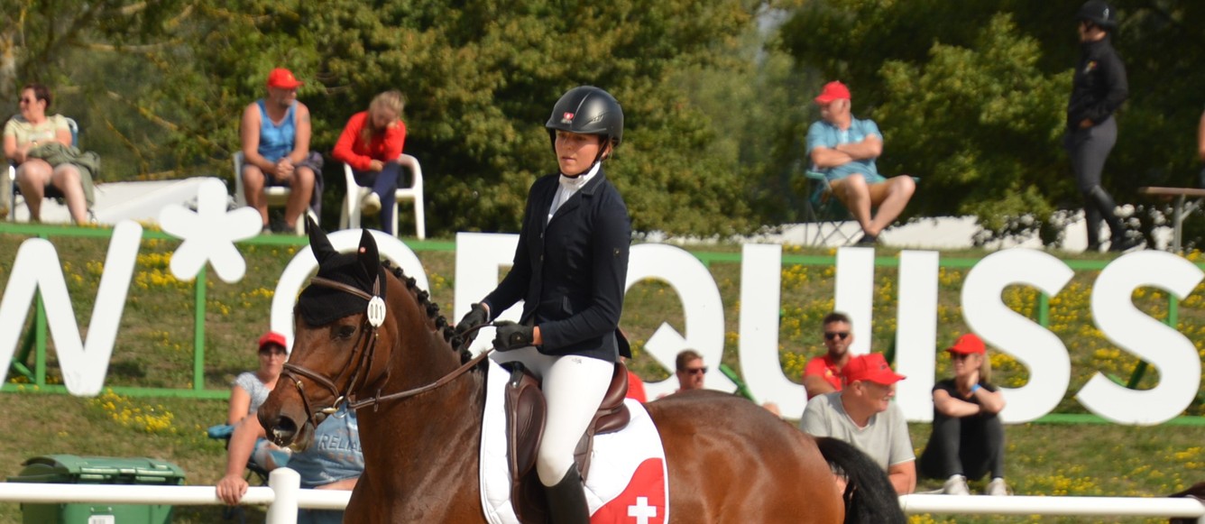 Valentine Ray et Aliénor d'Agenais sur le dressage d'Equissima. © equissima® - Alice de Laromiguiere