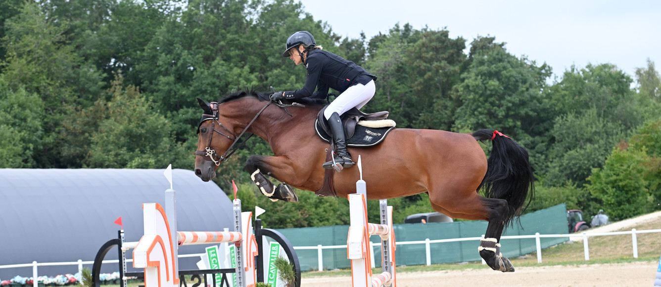 Frédérique Fabre Delbos et Chabada des Kinous dans le Grand Prix du Chalet-à-Gobet. © Geneviève de Sepibus