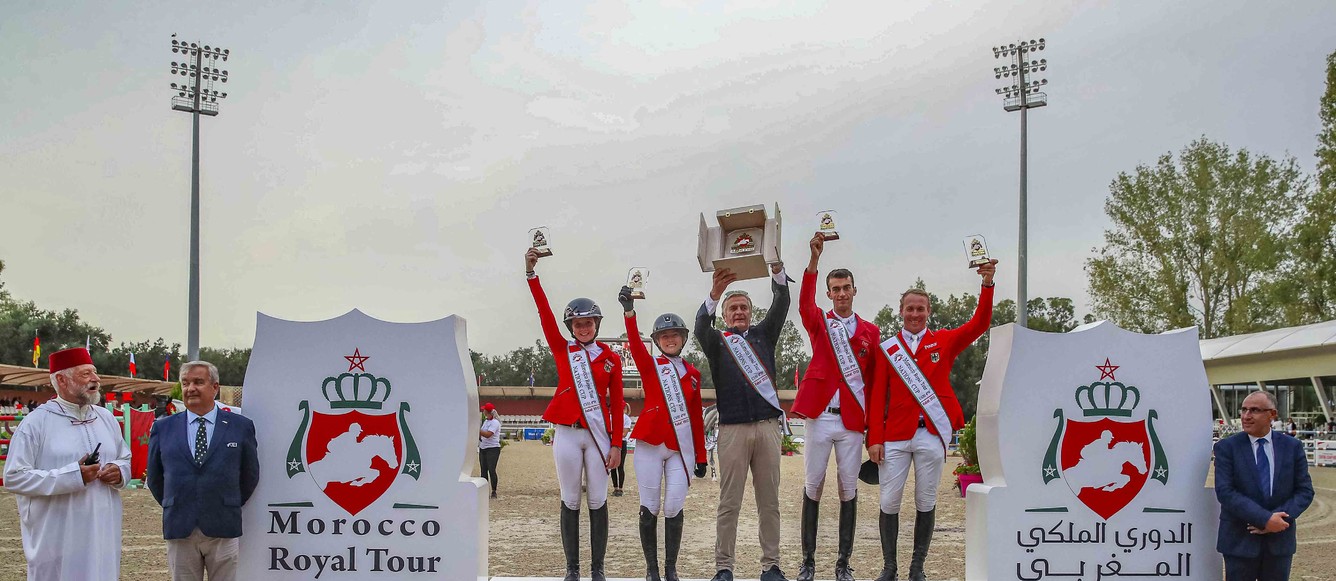 Première participation et première victoire pour l'Allemagne (Nicola Pohl, Sophie Hinners, et Rene Dittmer et David Will et  à Rabat ! ©Stefano Grasso/MRT