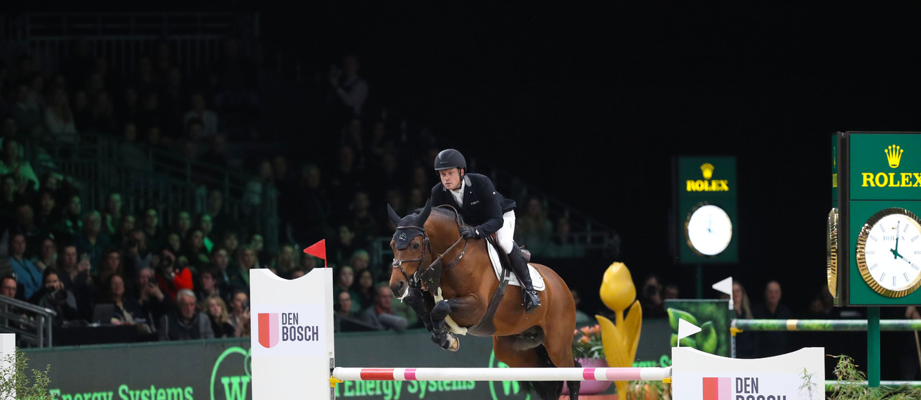 Willem Greve a remporté le Grand Prix de s'-Hertogenbosch avec Highway. © Tiffany van Halle 