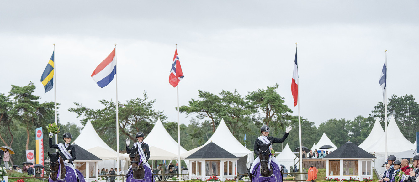 Germany with team combinations Evelyn Eger / Tabledance 3, Helen Langehanenberg / Facilone FRH, Carina Scholz / Tarantino 5, Team trainer Johhny Hilberath, winners at the FEI Dressage Nations Cup™ Team and series 2024 – Falsterbo (SWE)     Copyright ©FEI/Kim C Lundin