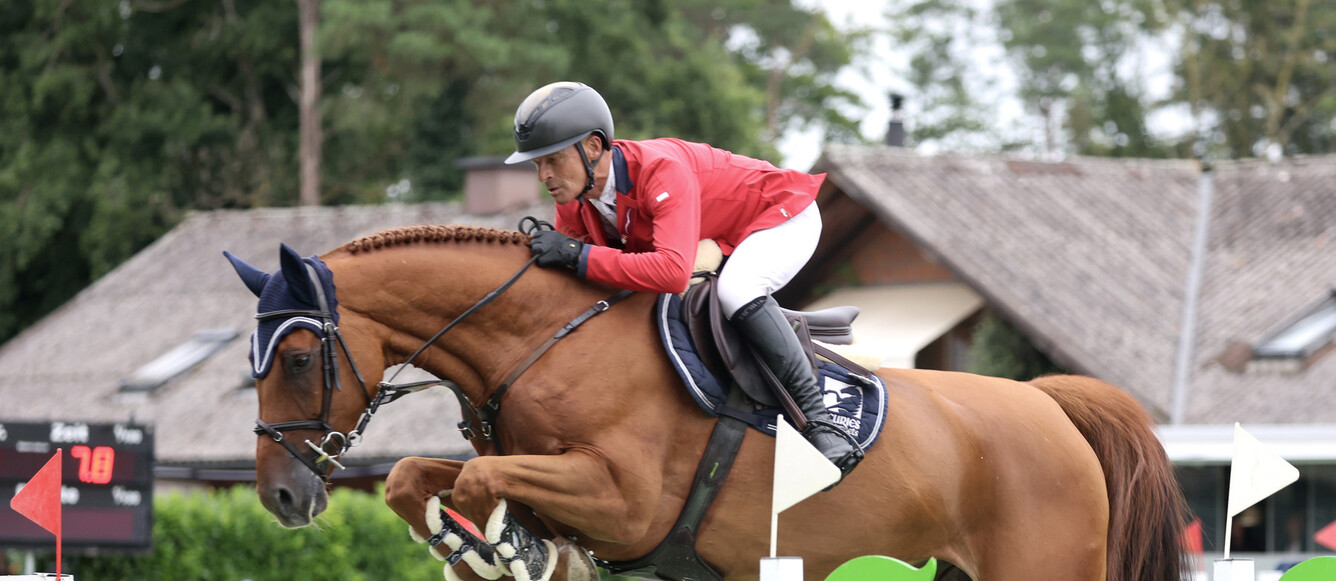 A Kappelen-Lyss/BE, Pius Schwizer et Chelsea Z deviennent les champions de Suisse.  élite 2024. © PhotoBujard