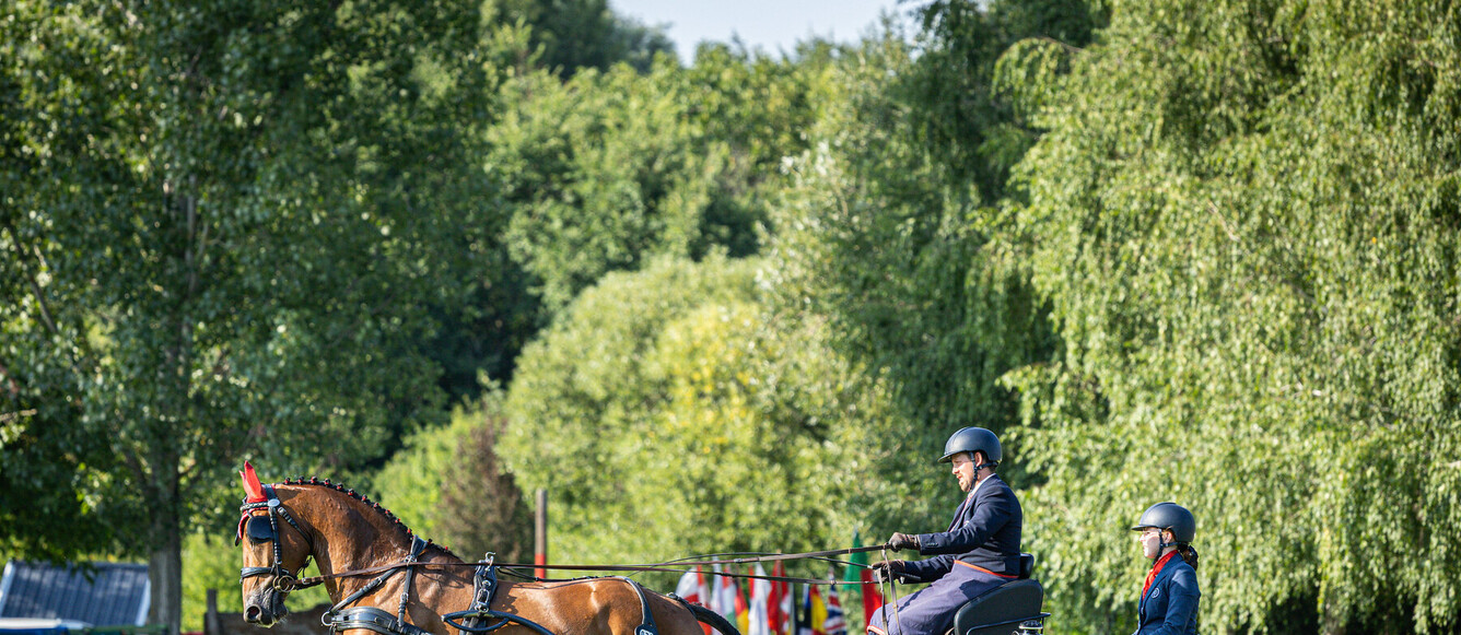 Dans la catégorie des chevaux de 7 ans, la médaille d’argent est revenue à Johnson du Signal CH, mené par Mario Gandolfo. © FEI