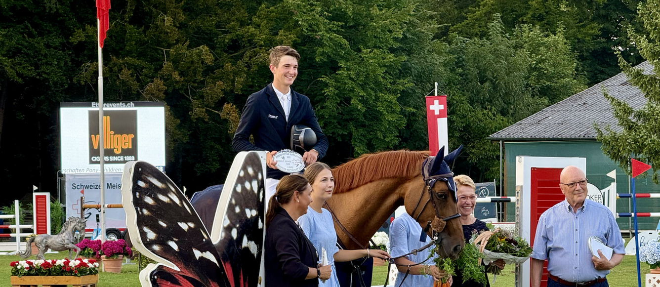 Gaëtan Joliat et Just Special VK ont brillamment gagné la chasse du championnat de Suisse élite à Lyss-Kappelen. © EO