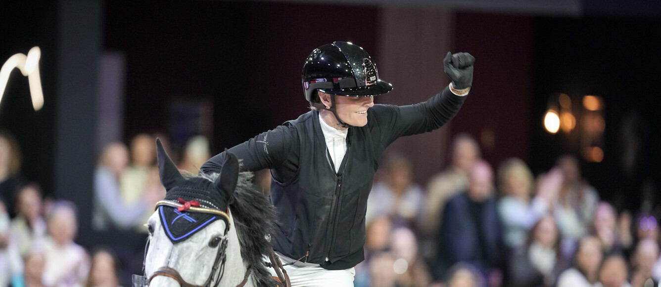 Jessica Burke (IRL) and Good Star du Bary - winners of the Longines FEI Jumping World Cup™ 2025/26 - Bordeaux (FRA)     Copyright ©FEI/©Artiste-Associé Photographes