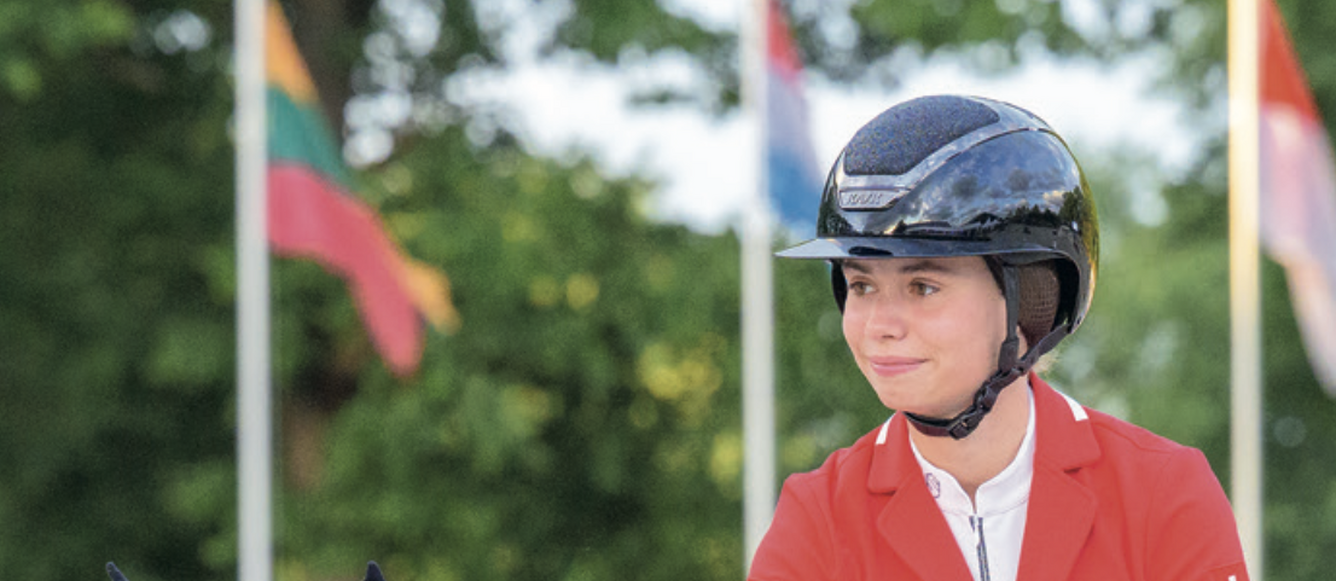 Laura André et L.B. Zornell aux Européens juniors de Riesenbeck. © equitaris.de/R