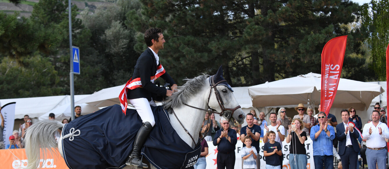 Jolie victoire de Séverin Hilléreau et Corsaire Z dans le GP de Sion. © Geneviève de Sepibus