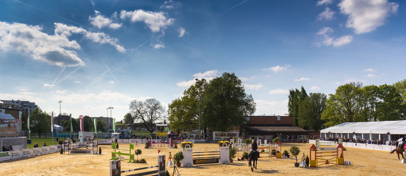 Les Grands Prix CS reprennent sur la jolie place en sable d'Amriswil. 