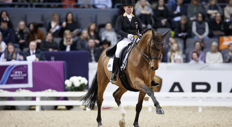 Dressage à Aix : Laura Graves triomphe, Isabell Werth souffle le chaud et le froid, les Suisses loin, comme en attelage…