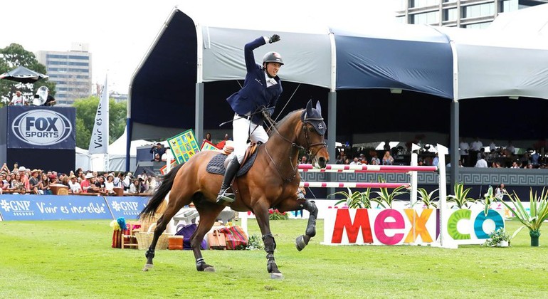 Première Coupe des Nations de Division I à Samorin, premiers Masters à New-York