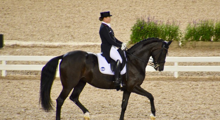 Finale de Paris - Surprise dans le GP : Laura Graves devant Isabell Werth