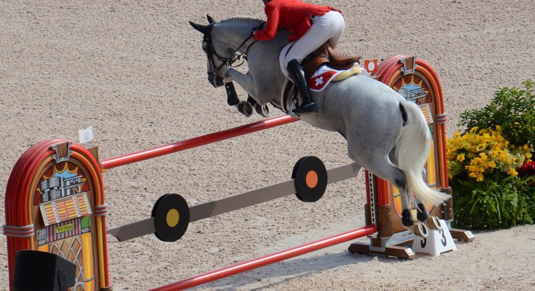 Saut individuel à Tryon : Simone Blum garde la tête (froide !), Martin Fuchs, 3e, et Steve Guerdat, 4e, en embuscade